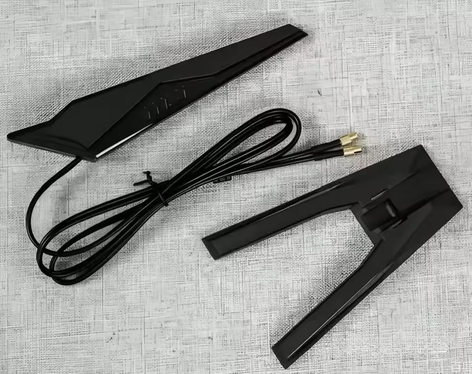 Antena Wi-Fi 7 Original MSI co - Z890 Wi-Fi 7 Motherboard reseña y precio